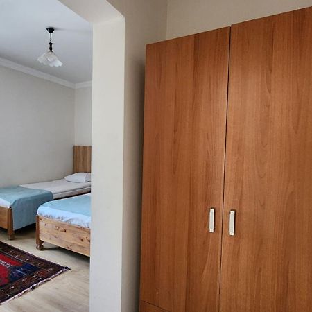 Yildiz Hotel อูร์กุบ ภายนอก รูปภาพ