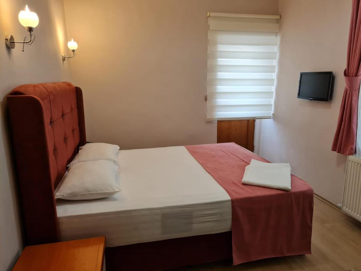 Yildiz Hotel อูร์กุบ ภายนอก รูปภาพ
