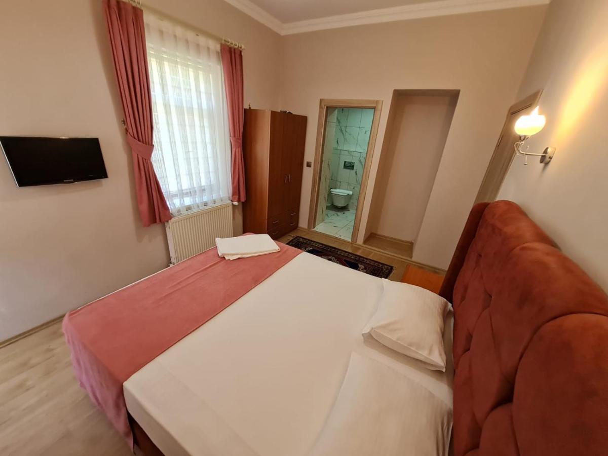 Yildiz Hotel อูร์กุบ ภายนอก รูปภาพ