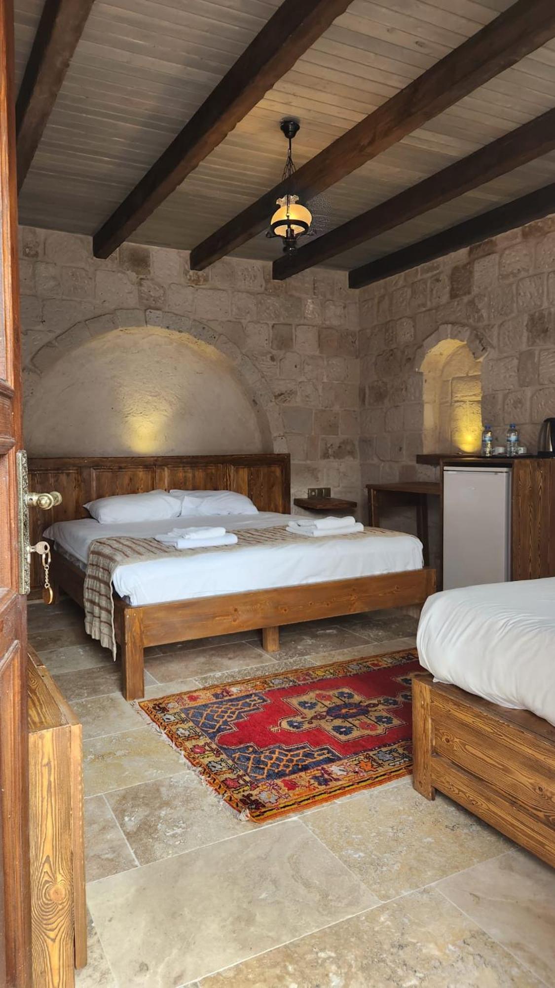 Yildiz Hotel อูร์กุบ ภายนอก รูปภาพ