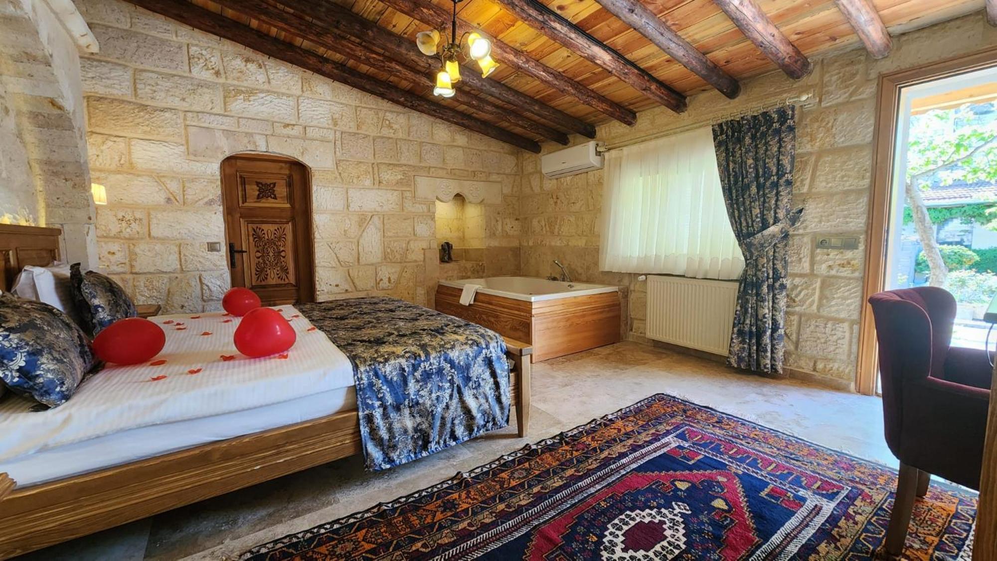 Yildiz Hotel อูร์กุบ ภายนอก รูปภาพ