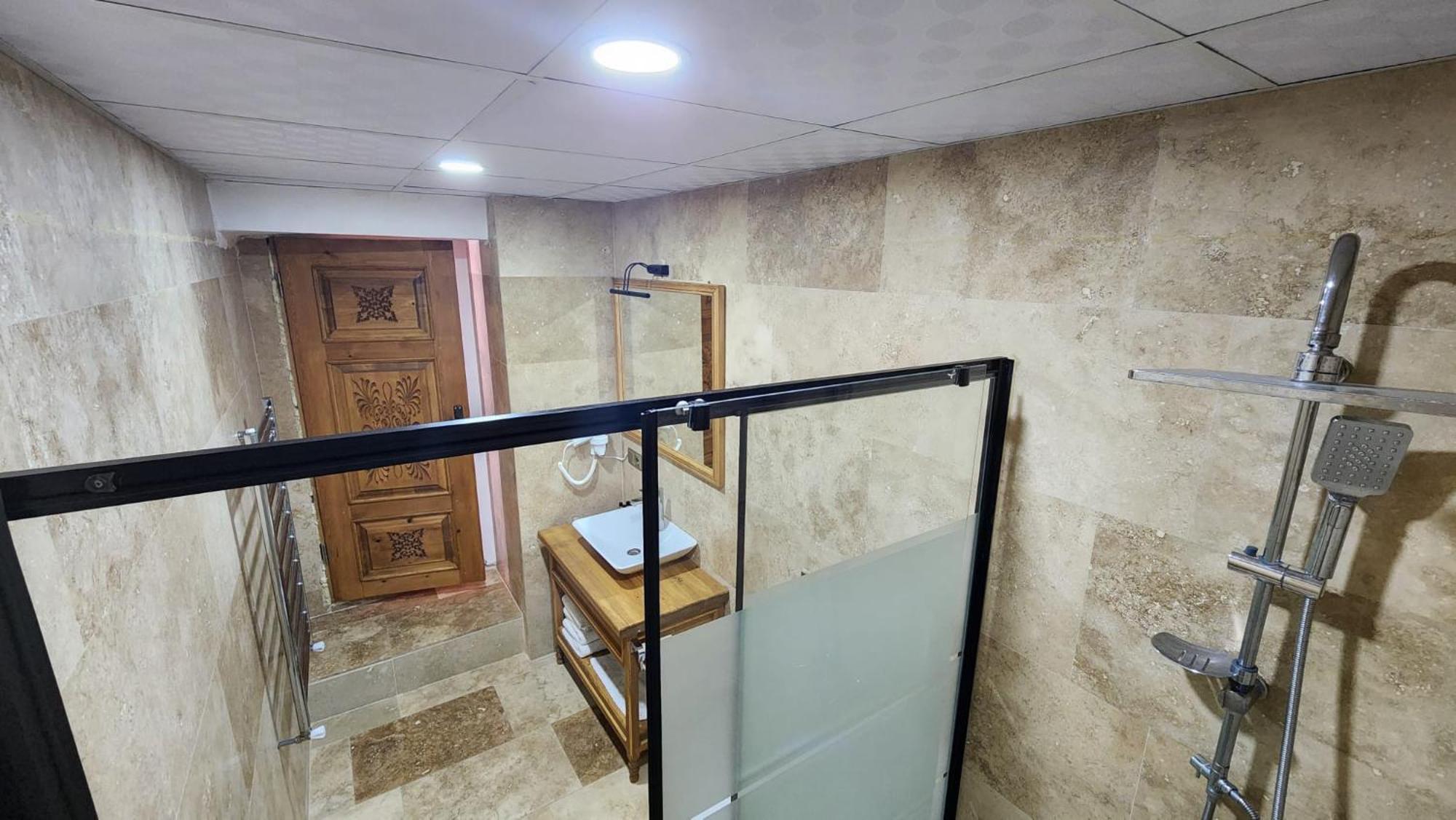 Yildiz Hotel อูร์กุบ ภายนอก รูปภาพ